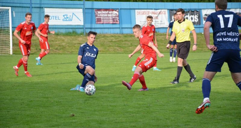 Zdroj foto: sfkvrchovina.rajce.idnes.cz - Václav Horyna 23. 5. 2022 fotbalunas.cz