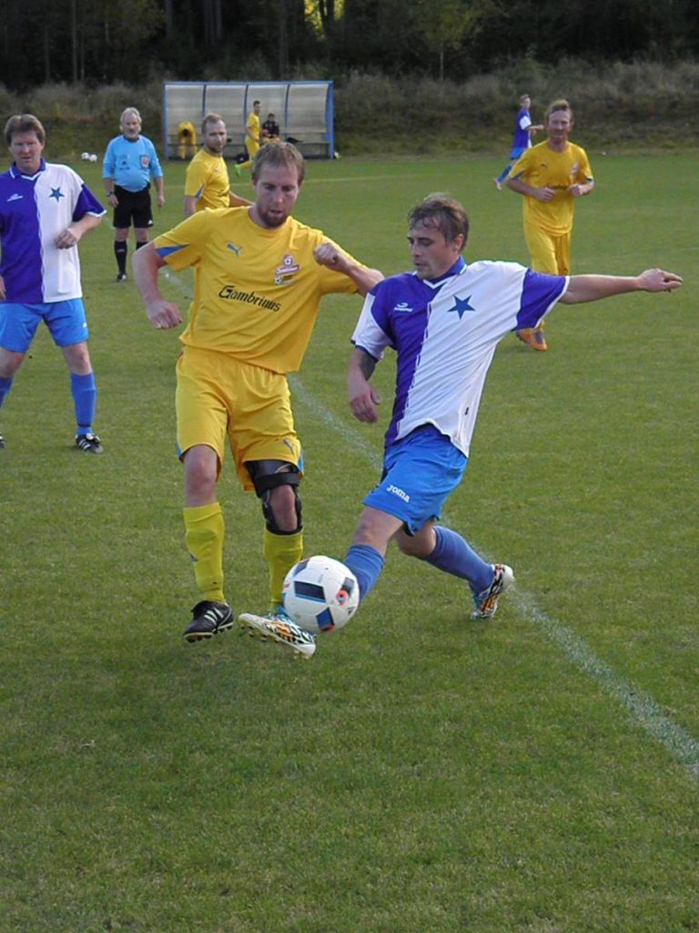 Miroslav Hejkal (TJ Sázvan Bezvěrov) v akci.