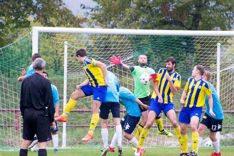 TJ Hrádek - FC Bohemia Kaznějov 2:5 (1:3)   -   15.10. 2016 | Autor fotek: TJ Hrádek  