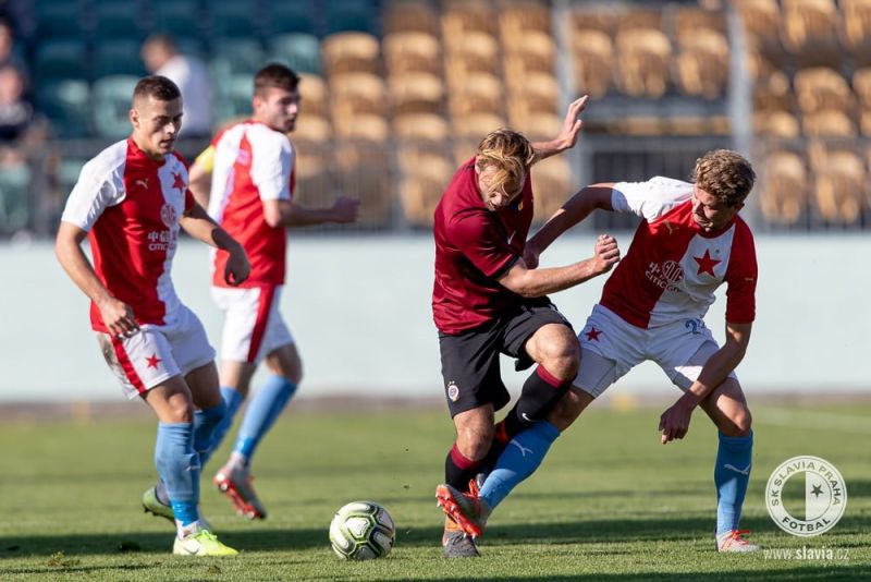 Autor fotek: SK Slavia Praha, AC Sparta Praha Autor fotek: SK Slavia Praha, AC Sparta Praha 