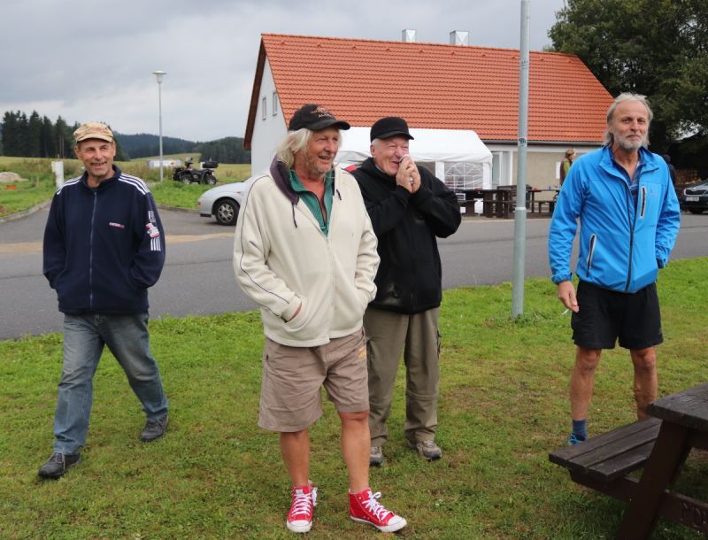 Autor fotek: ilustr. fotografie - FOTOSERIÁL VESNICKÁ POHODA 2019 