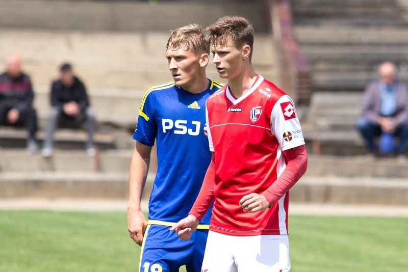 Pavel Svoboda na snímku v modrém dresu bývalého klubu FC VYSOČINA JIHLAVA