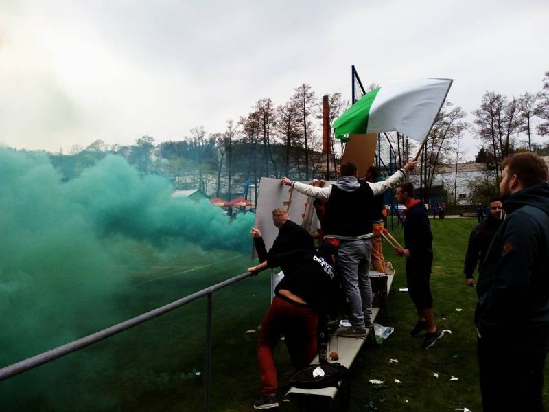 @michal_stencel#today#goodday#fotball#fotbalunas#žipa#vs#otice#0:1#greenandwhite#žipafans#beer#flag#pyro#drum#greensmoke#fff#like4like