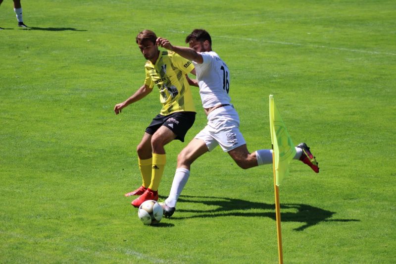 FC VIKTORIA Mariánské Lázně - FK ROBSTAV Přeštice 2:6 Foto: Jakub Kopřiva