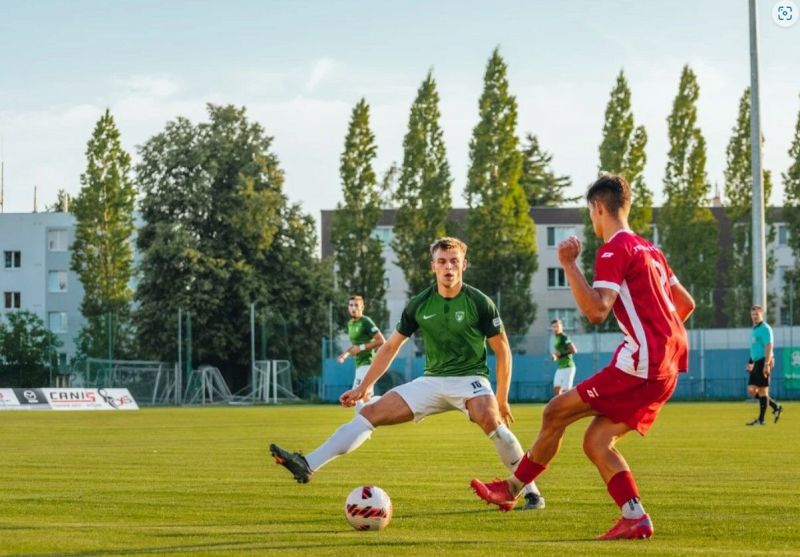 Zdroj foto: fchlucin/Dan Balouška - Václav Horyna 15. 8. 2022 fotbalunas.cz