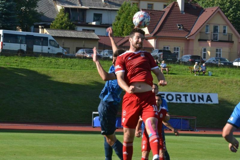 Archiv fotbalunas.cz, Pavel Vandas v červeném, č. 10