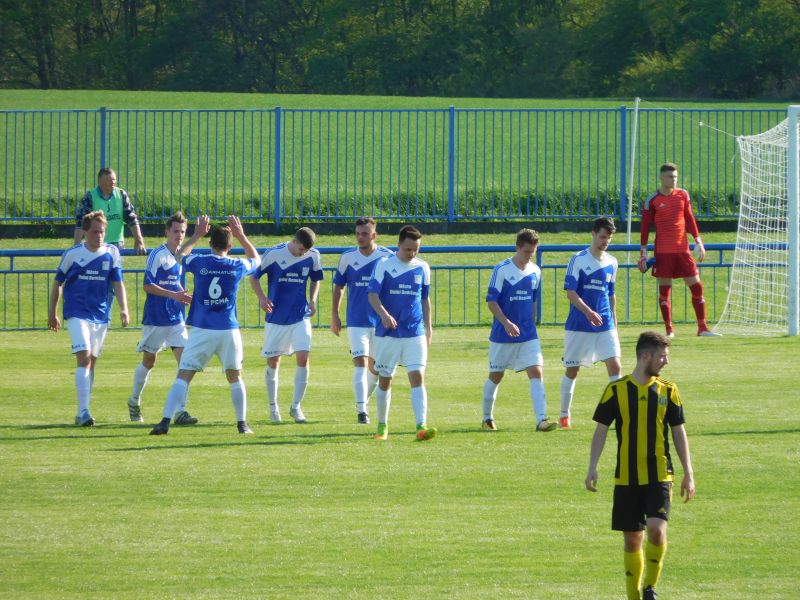 Tak jsme to otočili - vedeme 2:1!