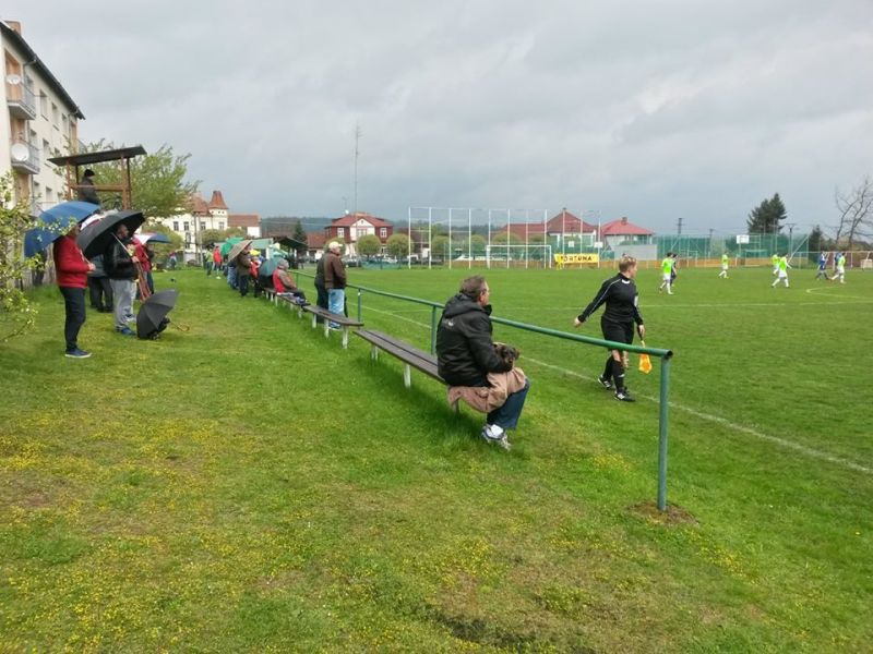 Autor fotek: Facebook Apokalypse Wurst - Groundhopping, Grillgut, Gerstensaft 