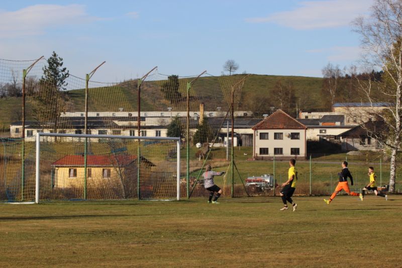 Socha ve volarské brance se od začátku potil