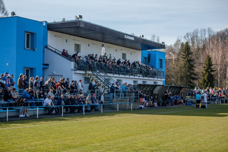 Zápasu přihlíželo na 400 diváků