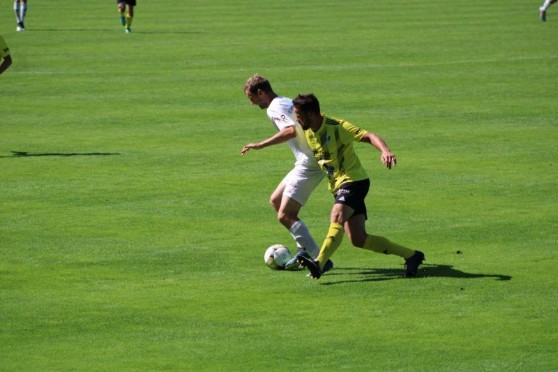 FC VIKTORIA Mariánské Lázně - FK ROBSTAV Přeštice 2:6 Foto: Jakub Kopřiva