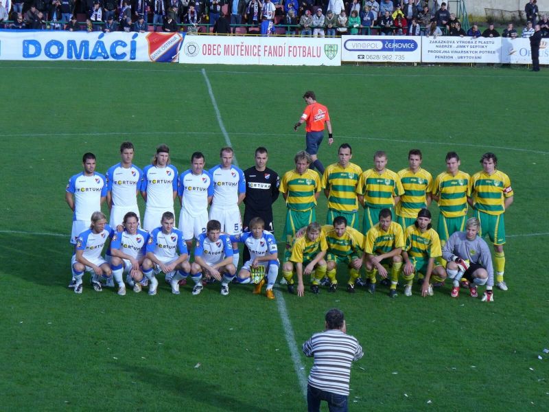 Pohár FAČR: FK Mutěnice - Baník Ostrava 0:3 (30.10.2008); archiv Petra Blahy