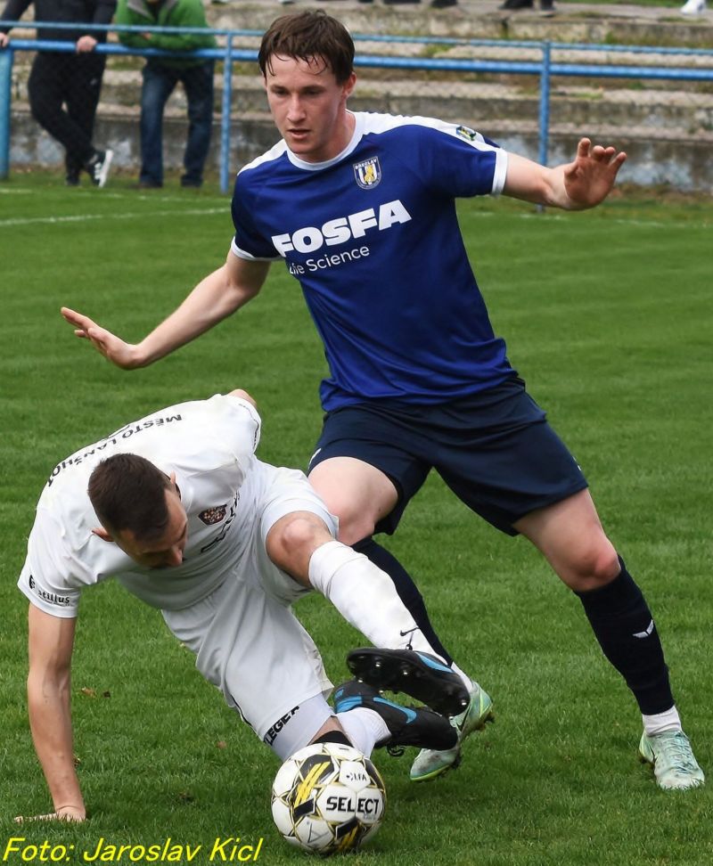 Autor fotek: Město Bystřice nad Pernštejnem / FB, Jaroslav Kicl / FB, FC Slovan Havlíčkův Brod / web, František Šimík / rajce.idnes.cz 