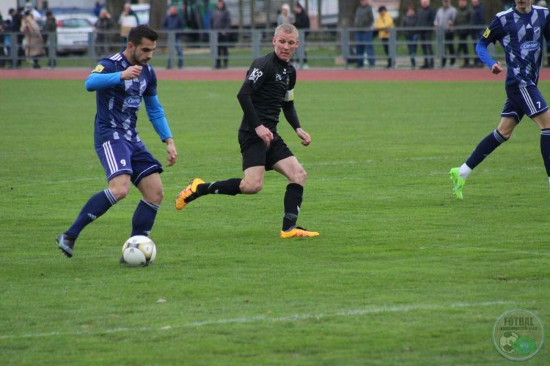 Autor fotek: Jakub Kopřiva - Fotbal v KV 