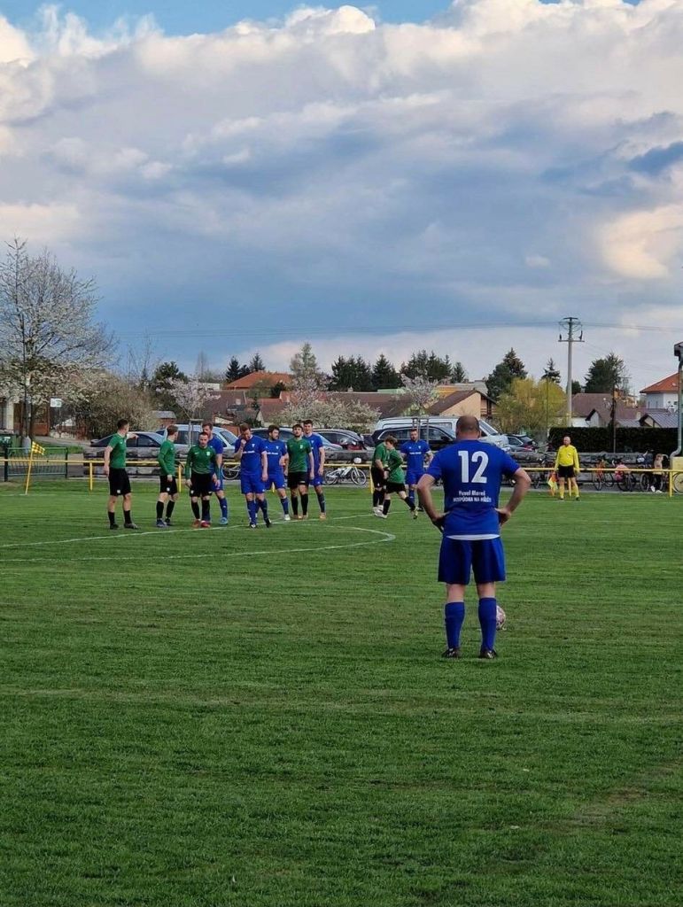 Autor fotek: Facebook - FC Rožďalovice 