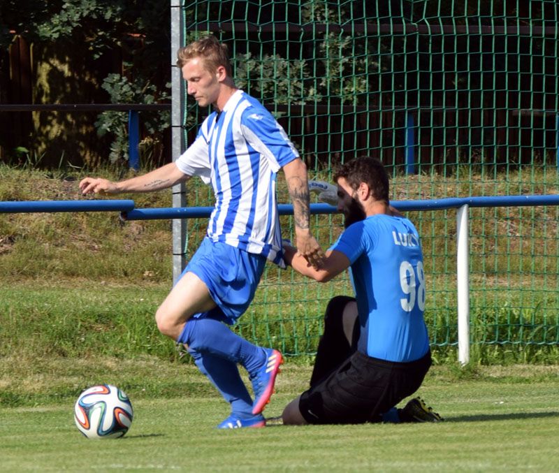 Autor fotek: fkstankov0.webnode.cz Autor fotek: fkstankov0.webnode.cz 