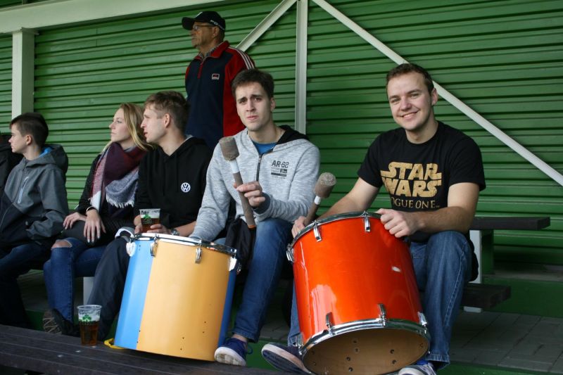 Bubny zažily ještě 1.ligu v Blšanech. Ale s jinými bubeníky :-)