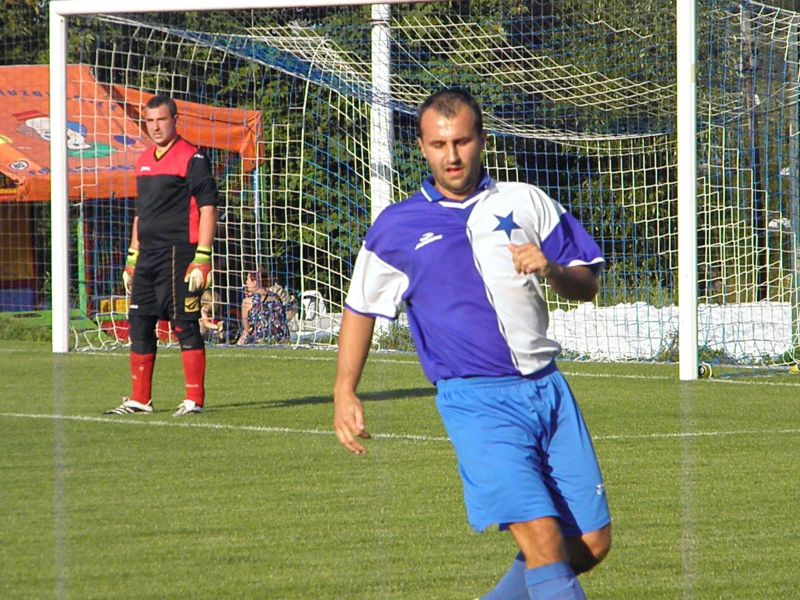 Kvalitní výkon gólmana Sázavanu a celé obranné řady přispěl k cenné domácí výhře 3:0.